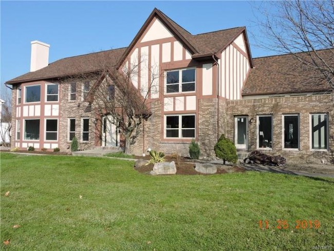 Building Photo - 3 bedroom in Hamburg NY 14219