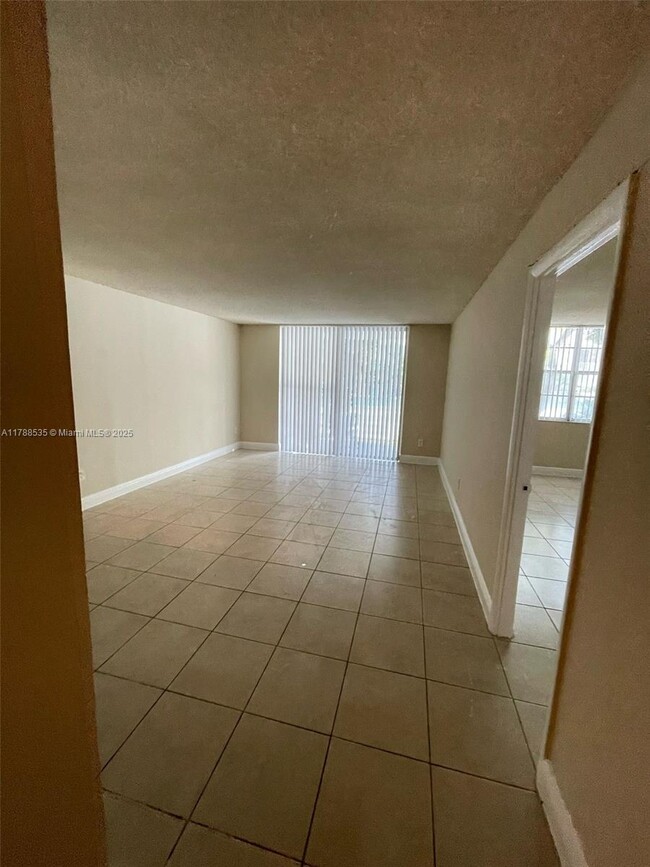 Building Photo - 486 NW 165th St