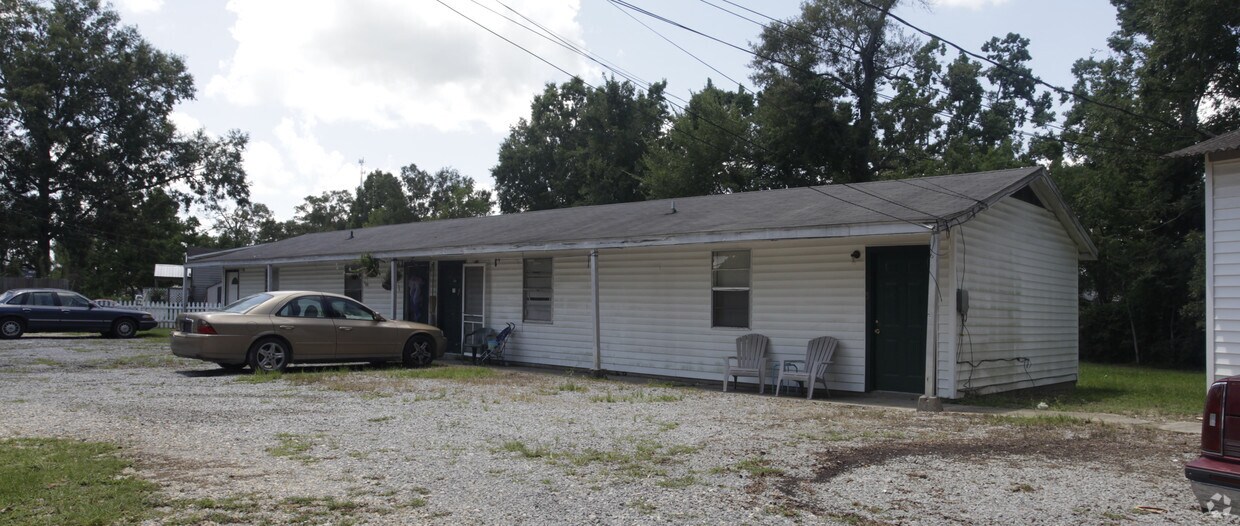 Building Photo - Little Prairie Apartments