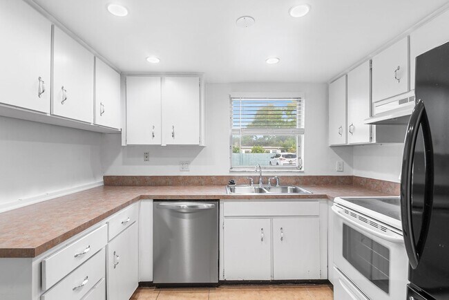 Foto del edificio - ST PETE APARTMENT FOR RENT!!