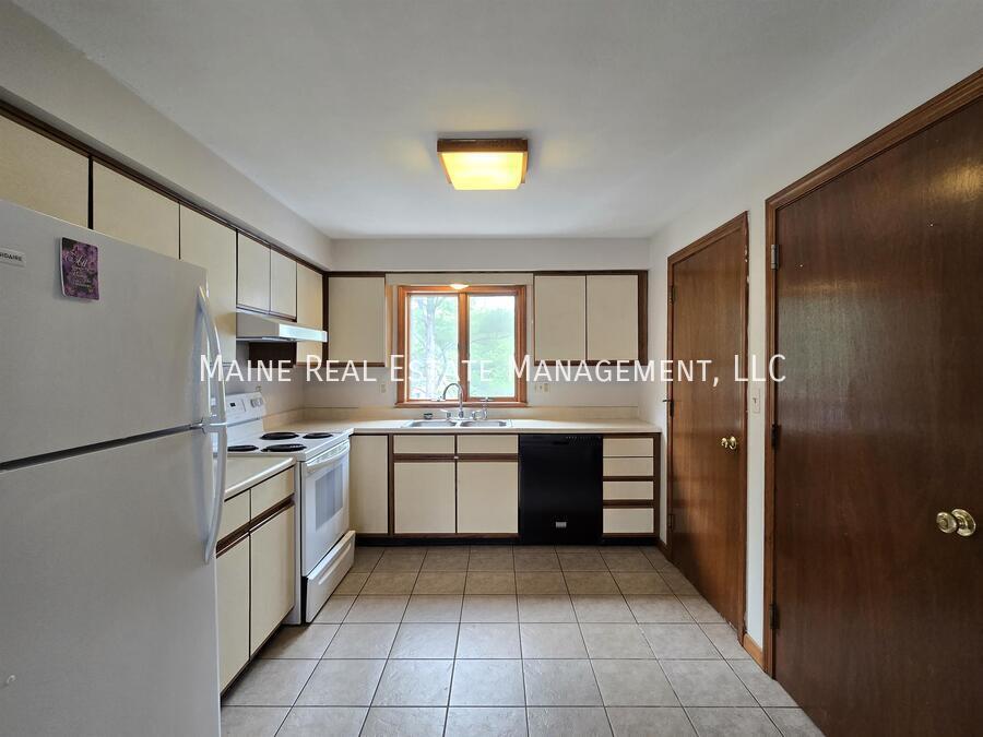 Primary Photo - 7 Hartley St