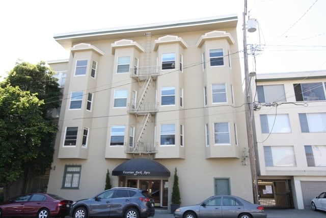 Building Photo - 437 Perkins St