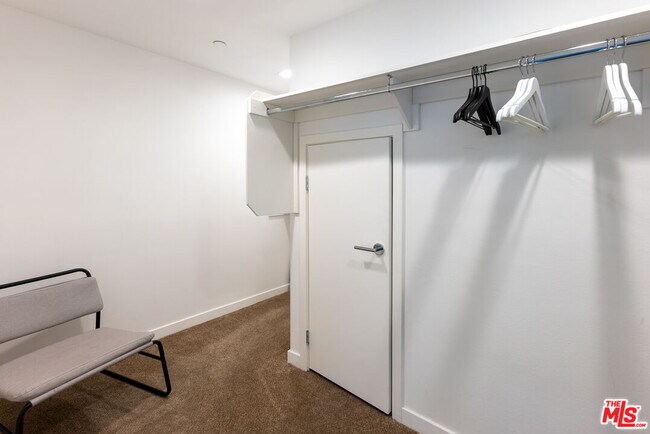 Foto del edificio - 11912 Laurelwood Dr