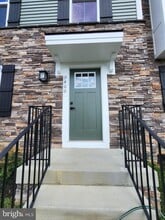 Building Photo - 9400 Tanfield Dr