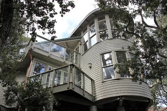 Building Photo - 3300 7th Pl