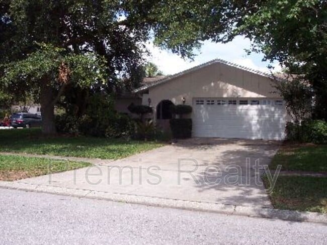 Photo - 2381 Timbercrest Cir W House