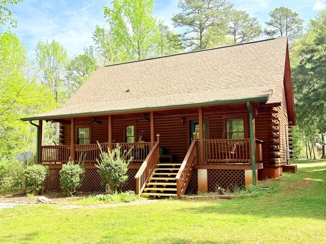 Photo - 413 Skyview Dr House