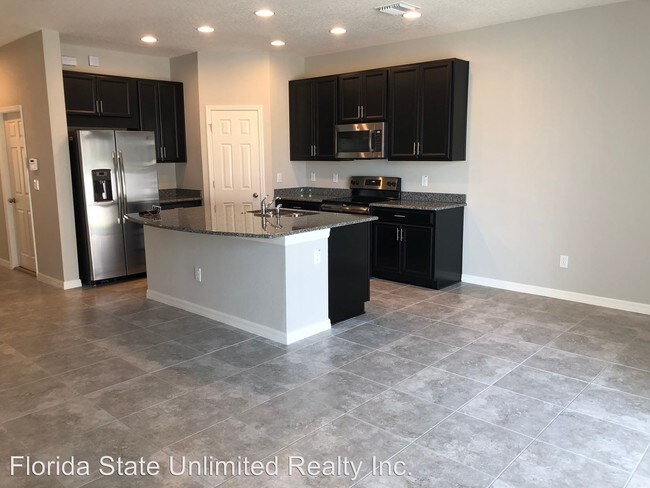 Foto del edificio - 7009 Summer Holly Pl