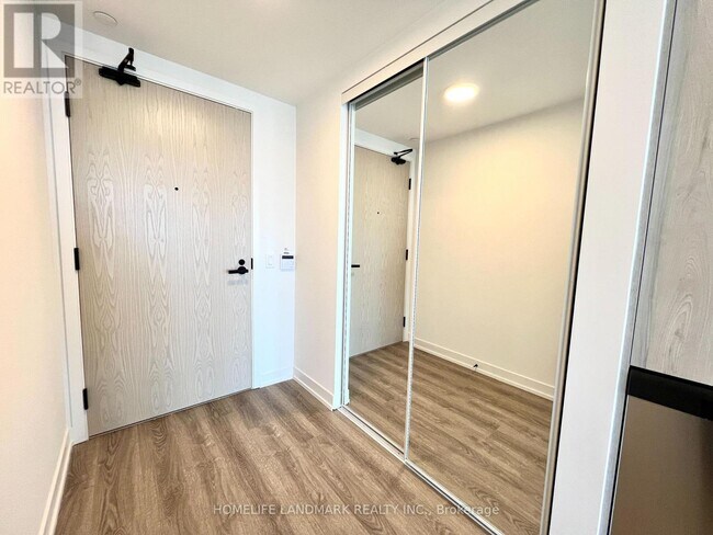 Photo du bâtiment - 195 Commerce St