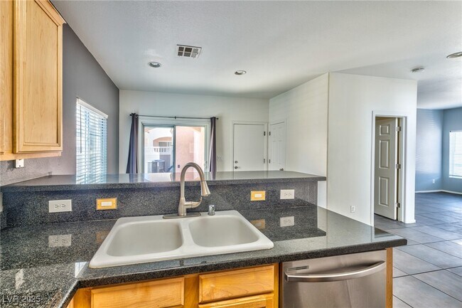 Foto del edificio - 972 Wembly Hills Pl