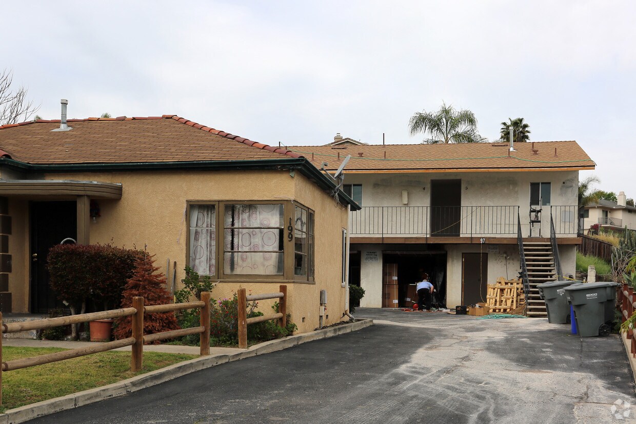 Building Photo - 199 Pala Vista Dr