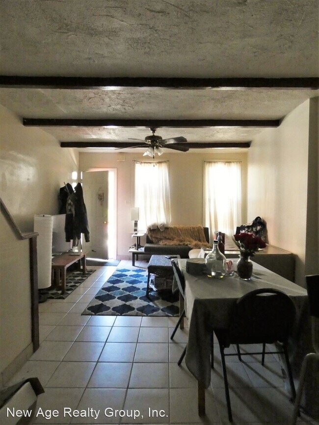 Foto del edificio - 2 br, 1 bath House - 324 N 38th Street