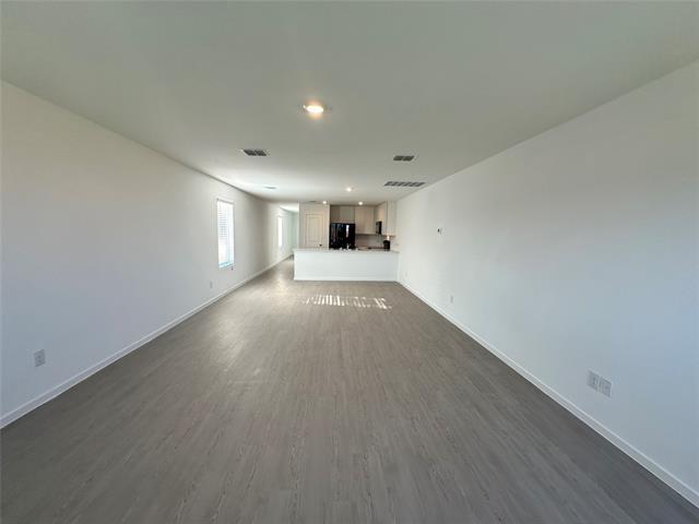 Foto del edificio - 518 Sandhill Crane Ln