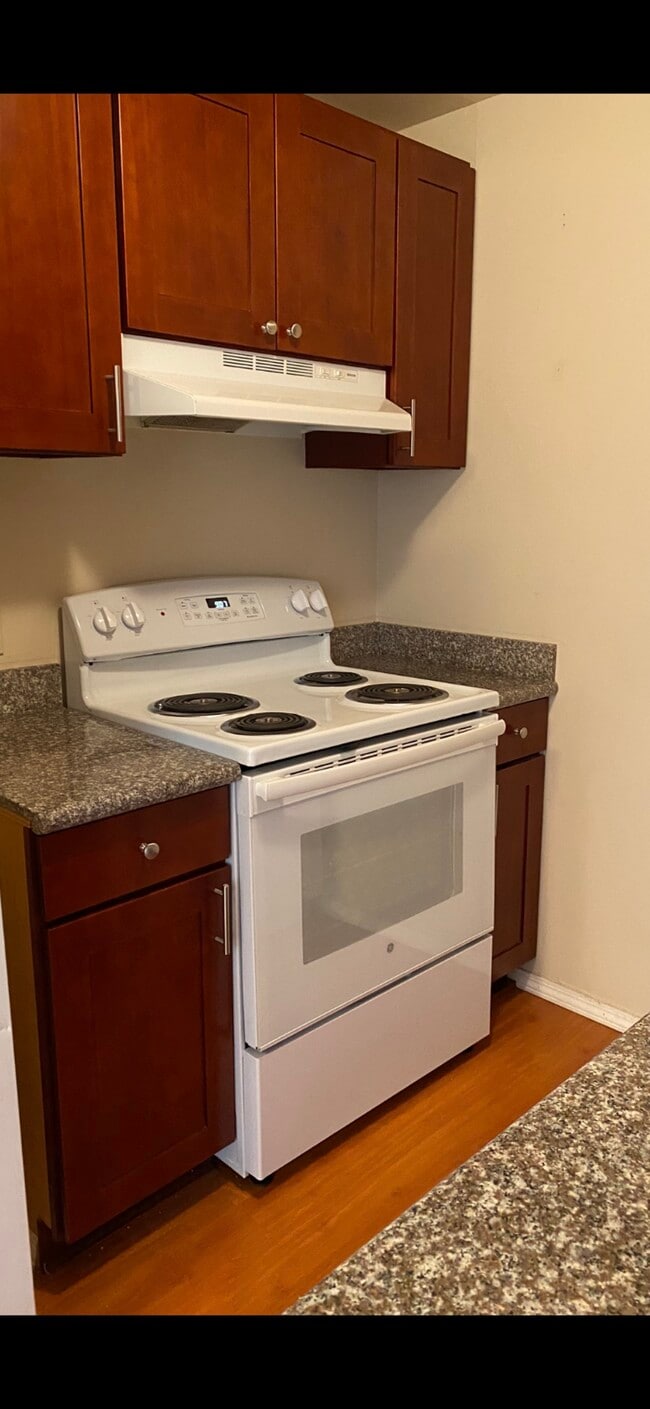 Building Photo - 7725 Timber Hill Dr