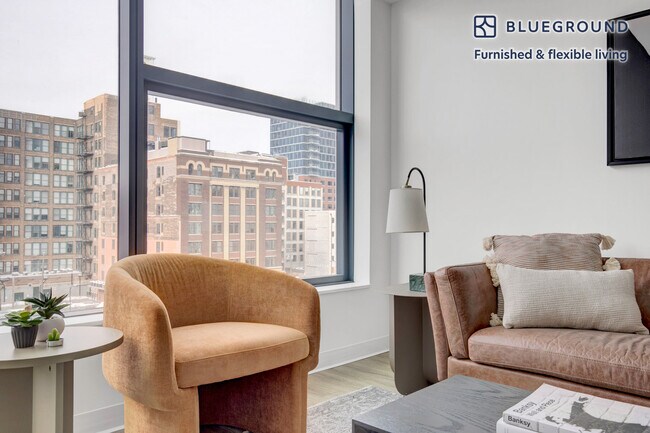 Foto del edificio - 808 W Van Buren St
