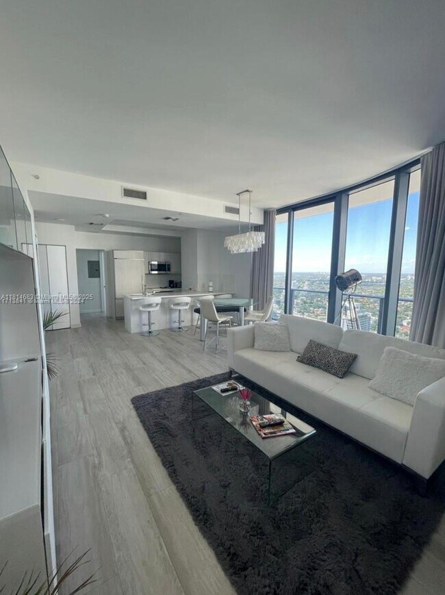 Foto del edificio - 55 SW 9th St