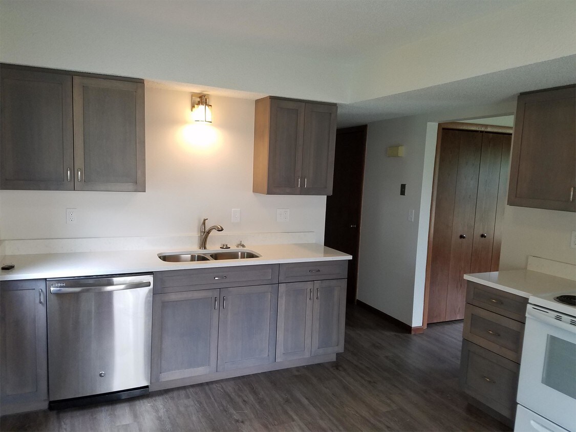 Foto principal - 207 Westgate Ave