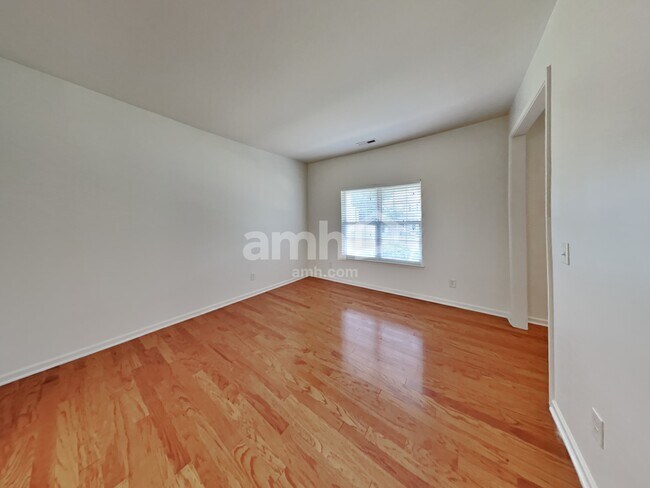 Building Photo - 5818 Parkstone Drive