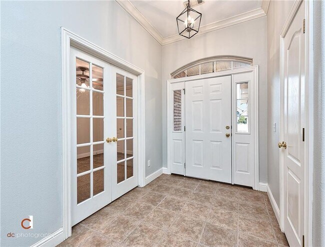Foto del edificio - Spacious 4BR Home in Rogers!!!!