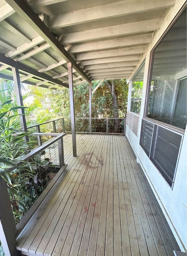 Building Photo - 4433 Sierra Dr