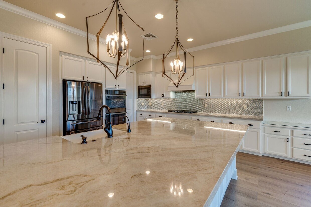Foto principal - Luxury 4-Bedroom Home in El Dorado Hills E...