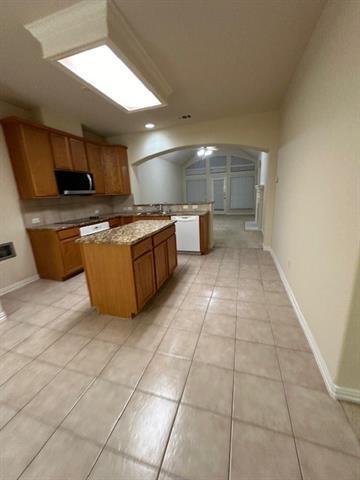 Foto del edificio - 2828 Gooseberry Dr