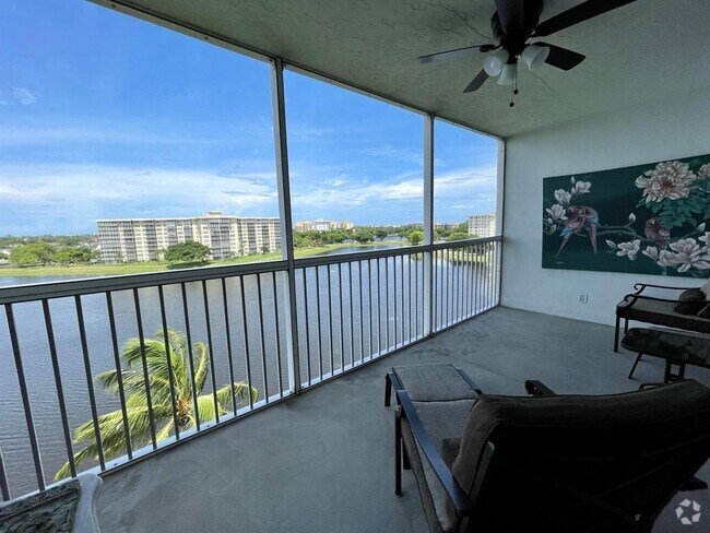 Building Photo - 3051 N Course Dr
