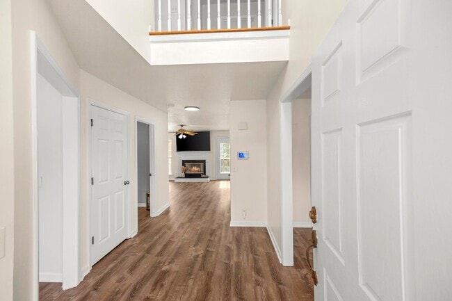 Photo - 7028 Sugarplum Rd House