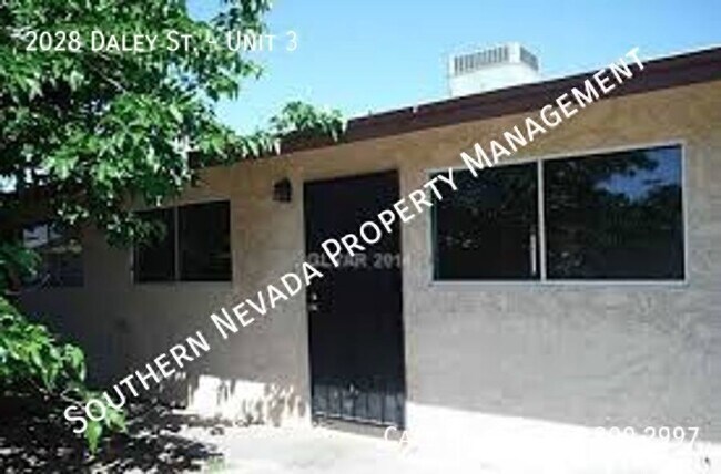 Foto del edificio - 2 bed 1 bath