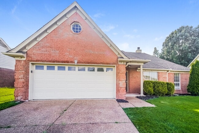 Building Photo - 7203 Fox Creek Dr