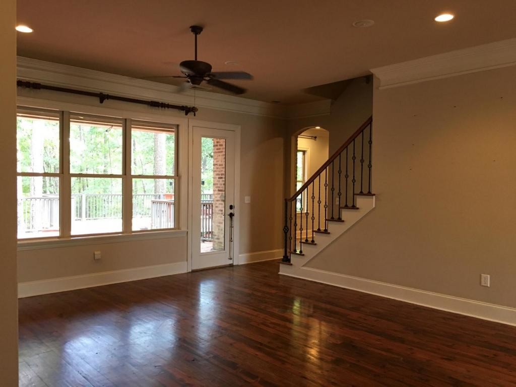 Foto principal - 804 Beaumont Dr