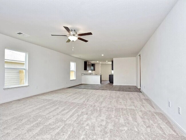 Foto del edificio - 216 Sunnymeade Ln