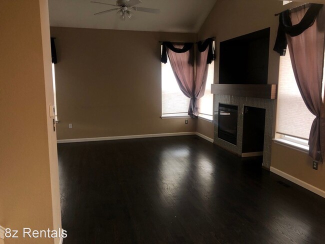 Building Photo - 3 br, 2.5 bath House - 8673 Rosebud Place