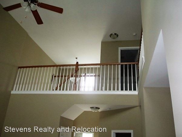 Building Photo - 4 br, 2.5 bath House - 4429 Snowcrest Lane