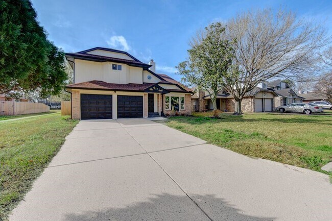 Foto del edificio - 19403 Lake Hollow Ln