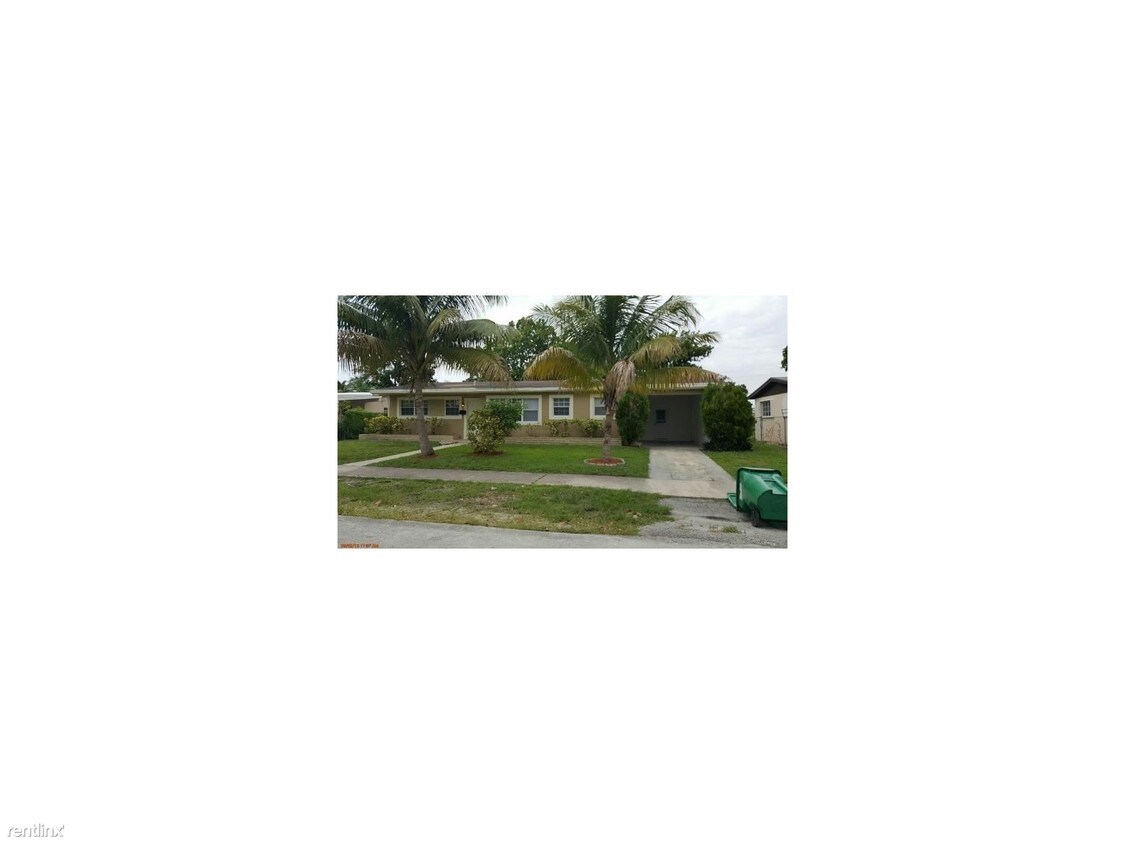 Primary Photo - 360 NW 191st St