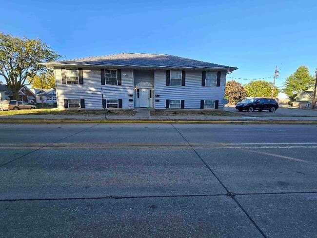 Building Photo - 1113 2nd Ave Building Photo - 1113 2nd Ave