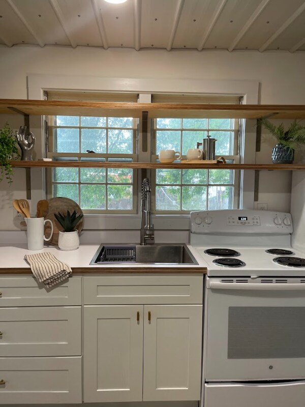 Foto del edificio - 410 W Maple St