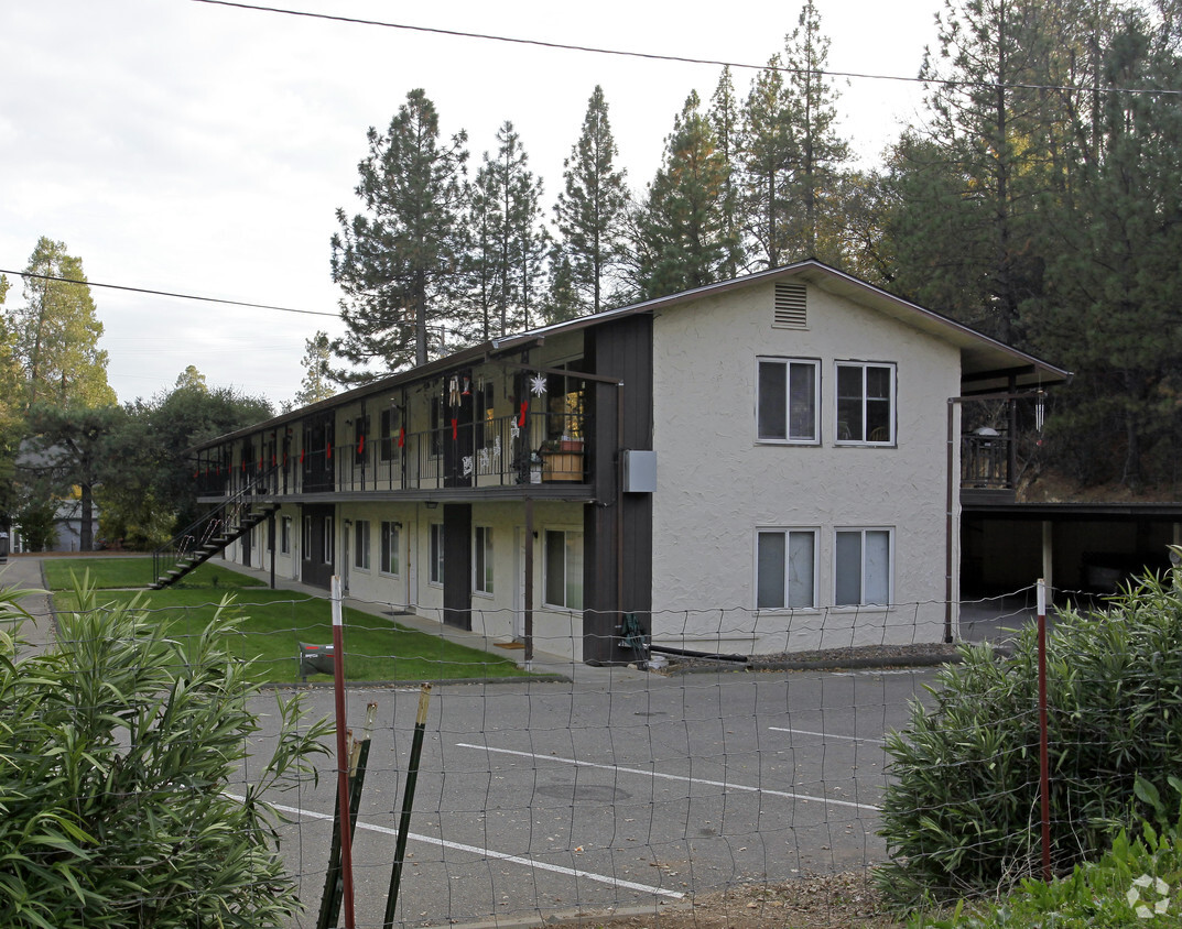 Foto del edificio - 2830 Coloma St