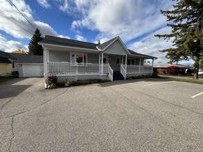 Building Photo - 1183 Chemong Rd