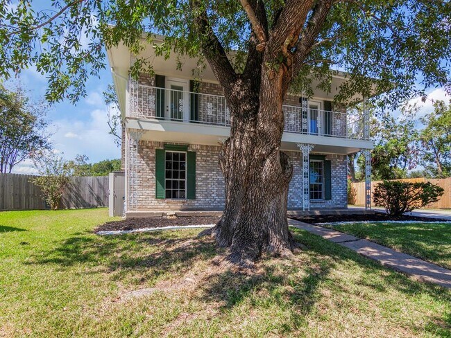 Foto del edificio - 15494 Peermont St