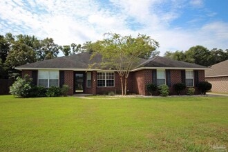 Building Photo - 8454 Ferlon Ave