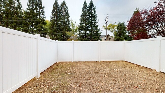 Building Photo - 15439 Marty Dr