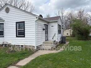 Building Photo - 4726 E 34th St