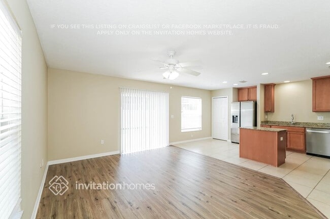 Building Photo - 3328 Thistledown Ln