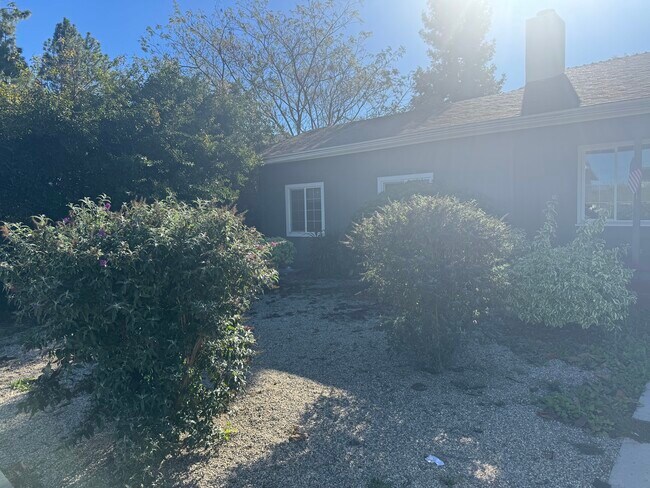 Foto del edificio - 22222 Vanowen St