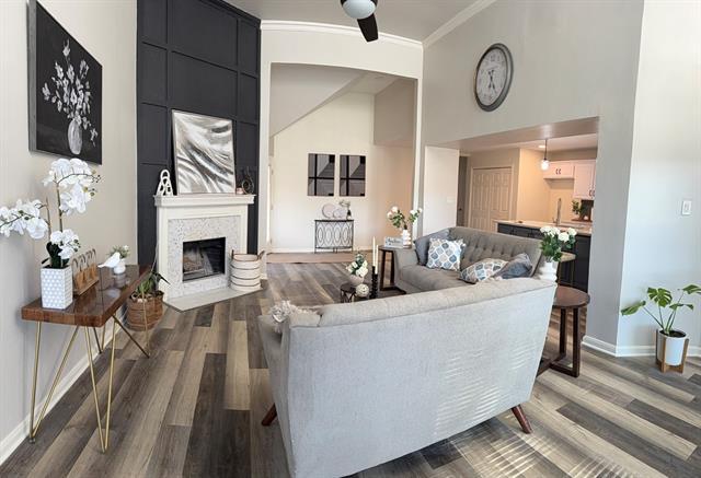 Building Photo - 8701 Woodlake Dr