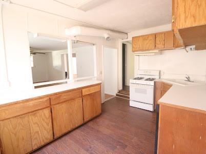 Building Photo - 1010 E Reno Rd