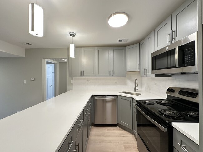 Foto del edificio - 1226 N Dearborn St