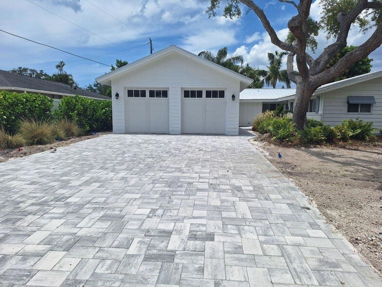 Foto principal - 1833 Pandora Dr